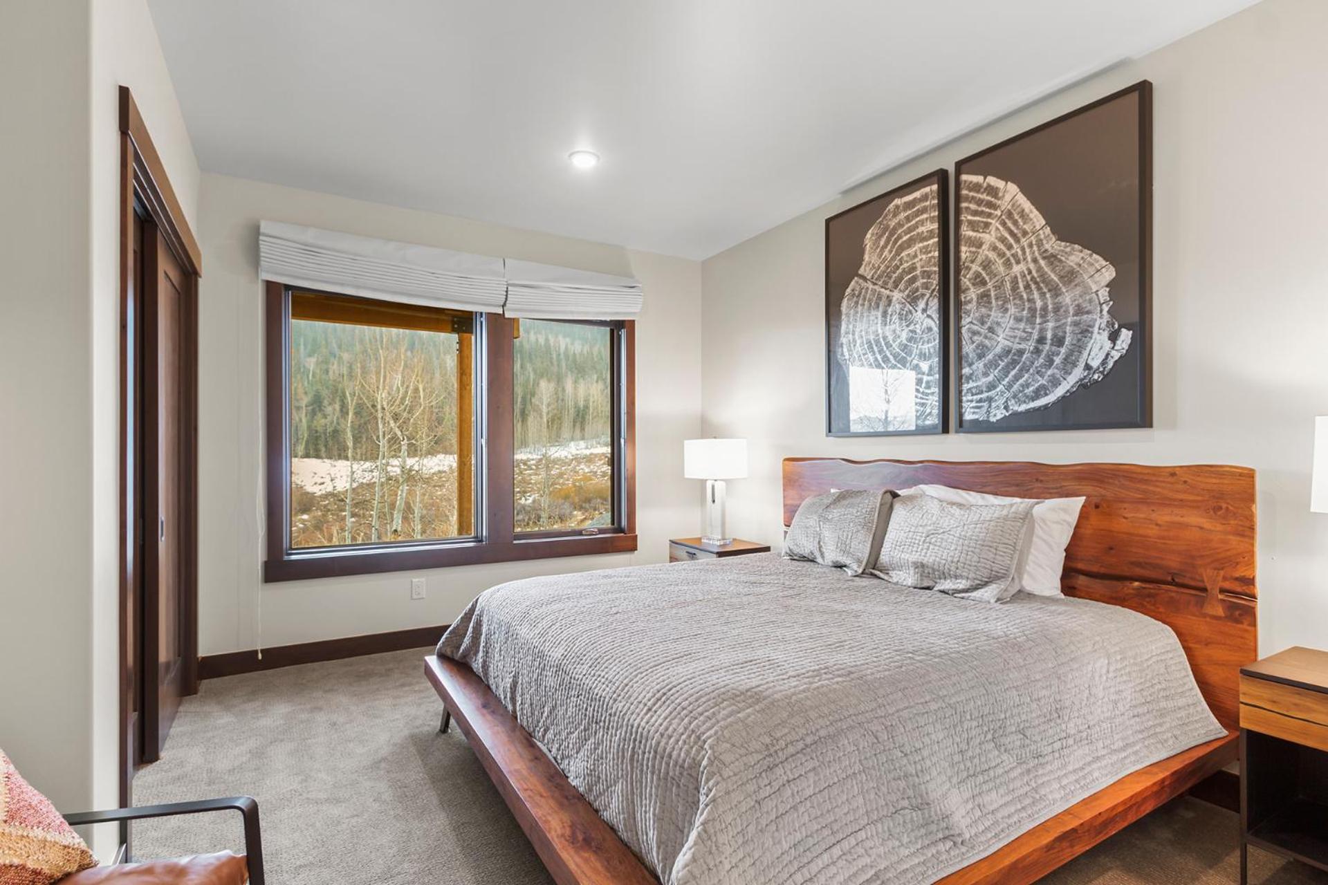 SSR House by Great Western Lodging view 3