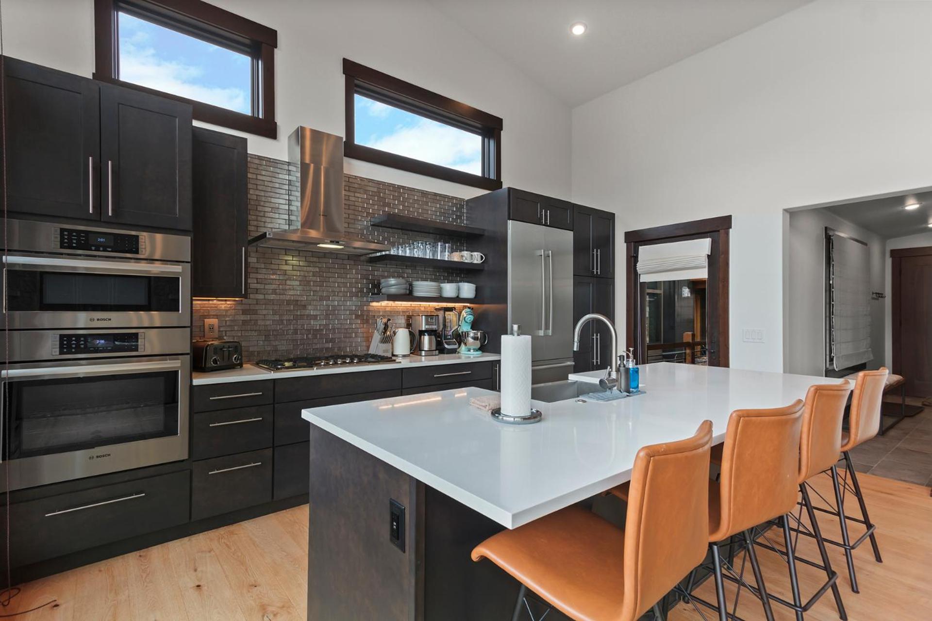 SSR House by Great Western Lodging view 4