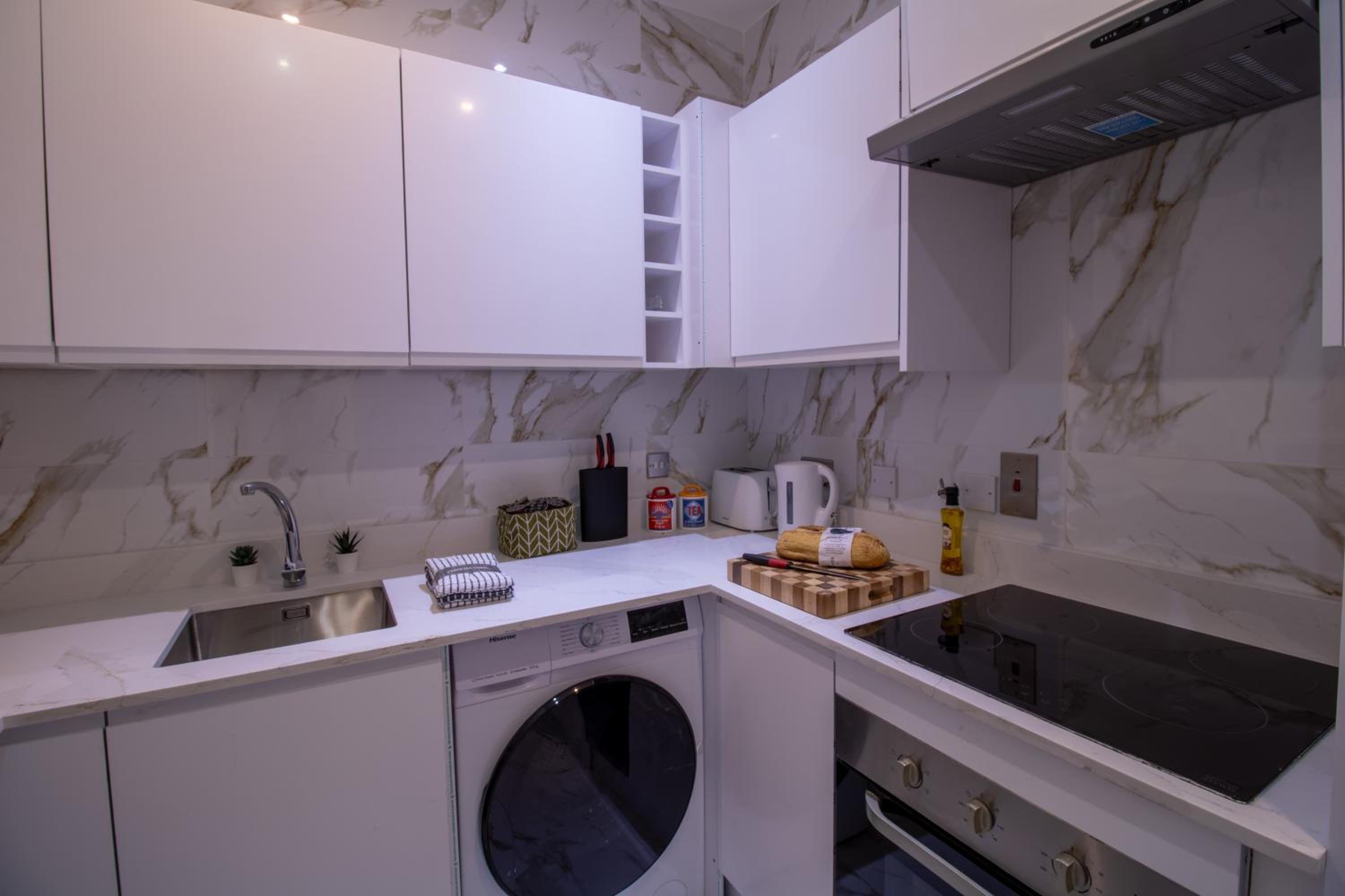 Luxurious Apartments on Oxford Street