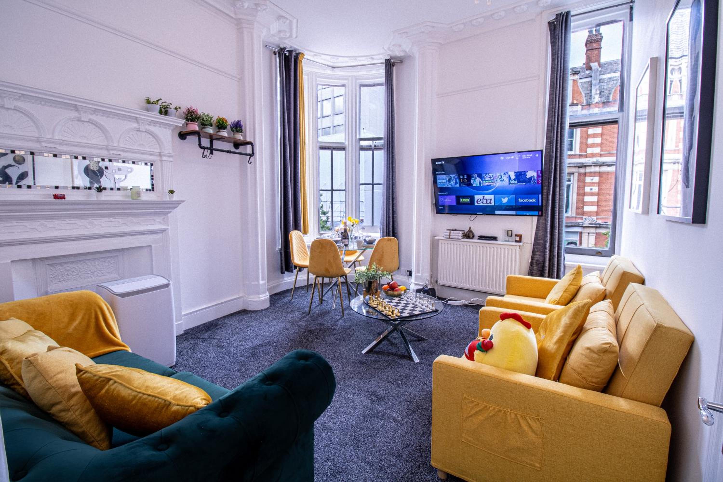 Luxurious Apartments on Oxford Street