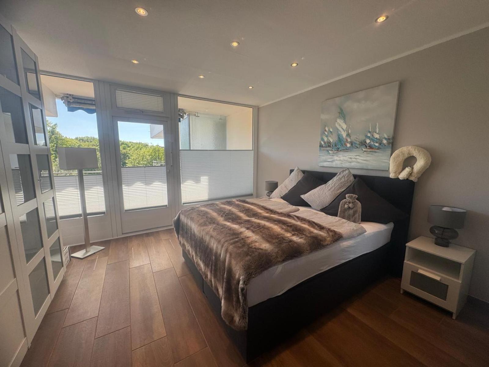 2 Zi Sonnenwohnung mit Luxusküche in der Maritim Residenz Bellevue an der Ostsee in Kiel City