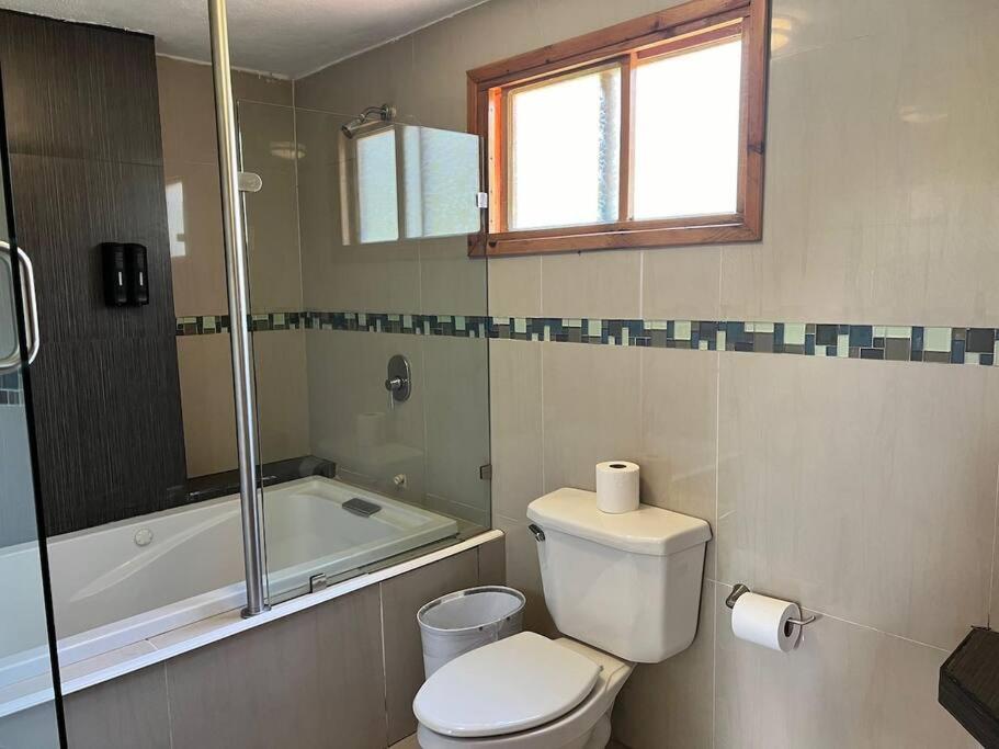 Chalet privado en el bosque con Jacuzzi de Madera Huasca Retreats