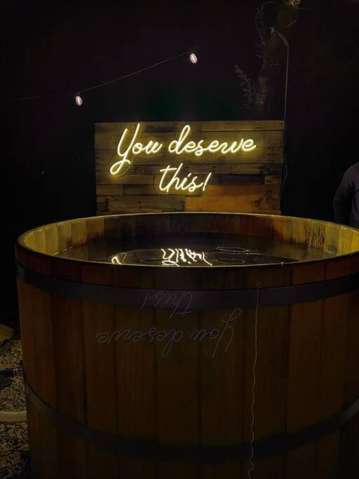 Chalet privado en el bosque con Jacuzzi de Madera Huasca Retreats