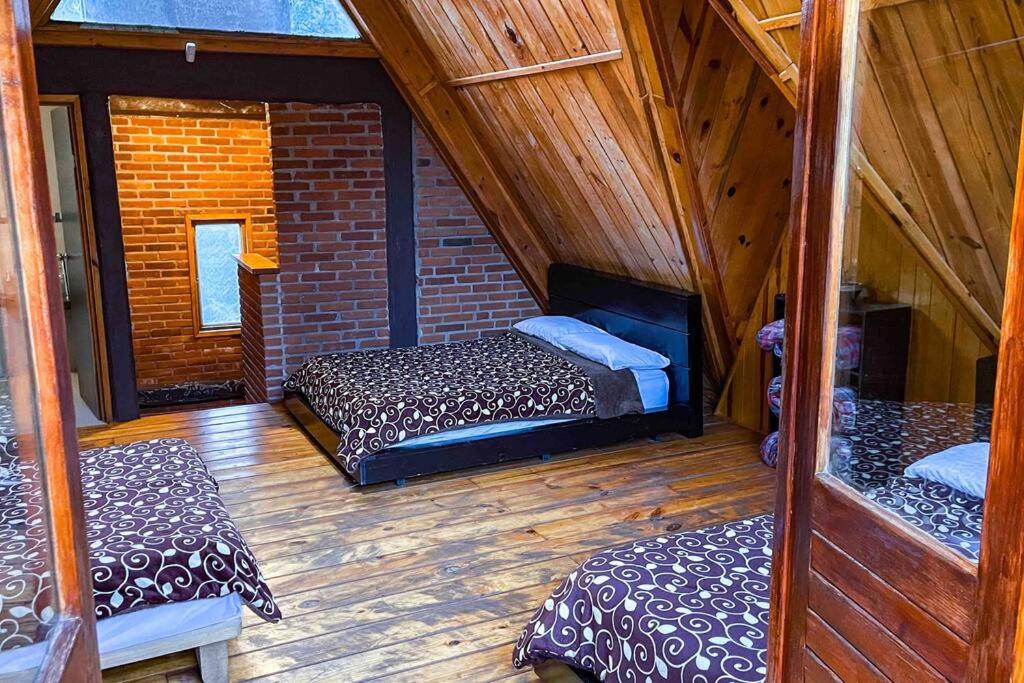 Chalet privado en el bosque con Jacuzzi de Madera Huasca Retreats