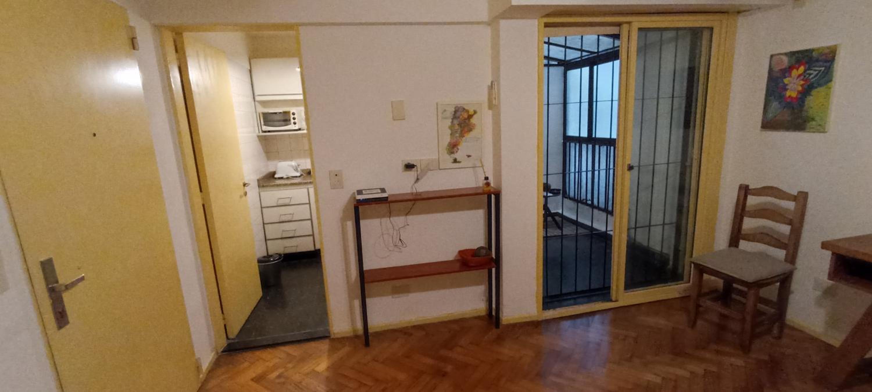 Depto 2 amb completo - Cocina equipada - Baño privado - Wi-Fi - TV Flow y HBO MAX - Excelente ubicación, cercano a subte D y B