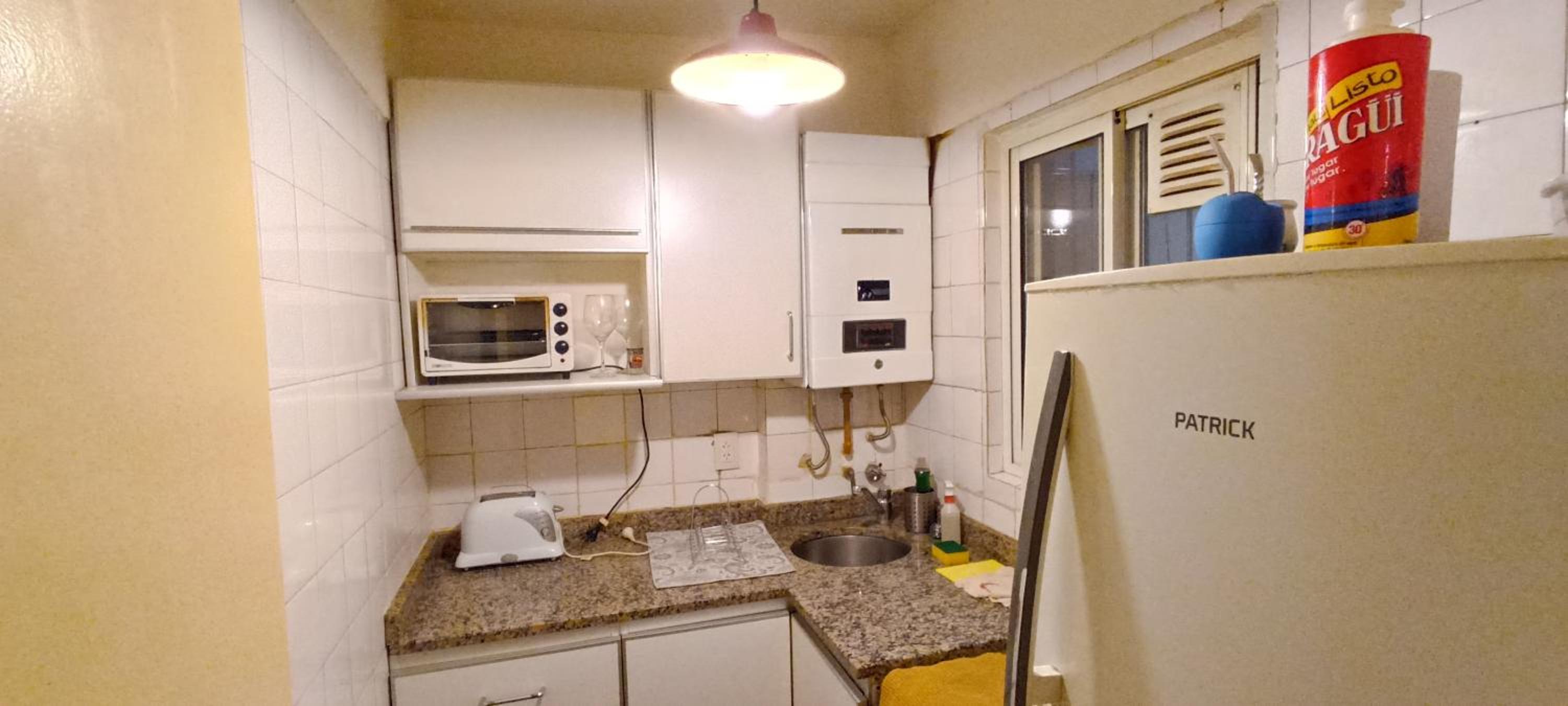 Depto 2 amb completo - Cocina equipada - Baño privado - Wi-Fi - TV Flow y HBO MAX - Excelente ubicación, cercano a subte D y B