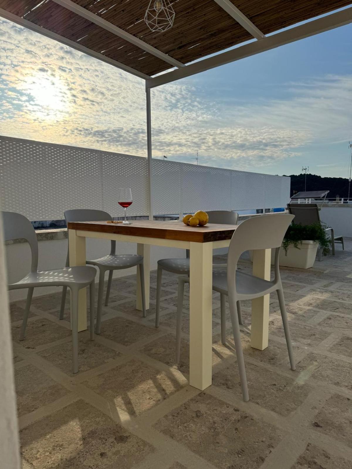 CASA SHIROCCO Piscina Interna Privata ad Uso Esclusivo a pochi minuti dal mare nel cuore del Salento view 2