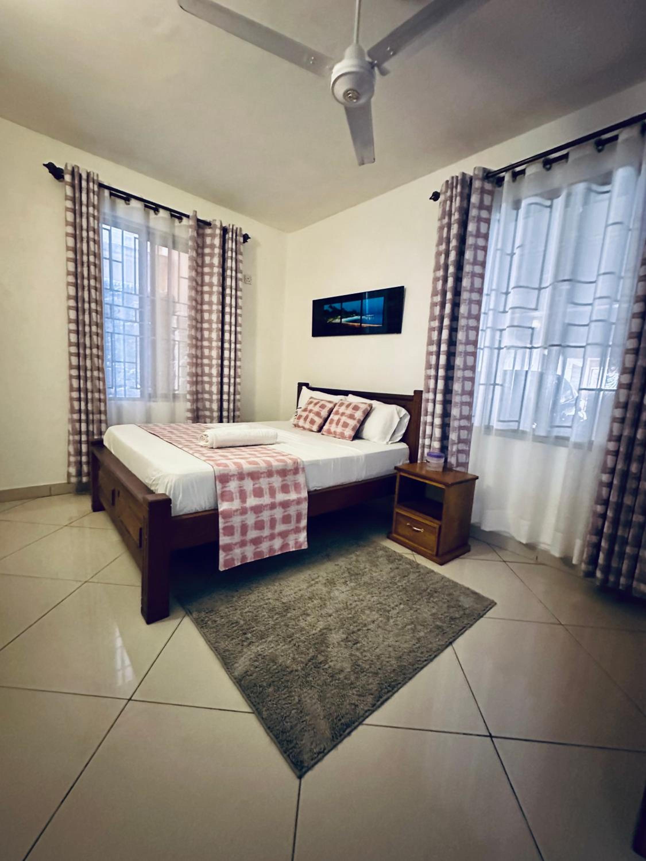 MEGAN NYALI 1BR/HOT SHOWER view 5