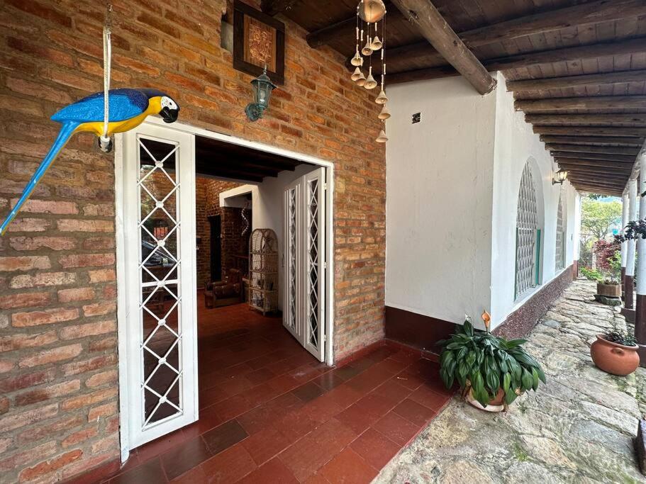 Increíble casa campestre con piscina y jacuzzi