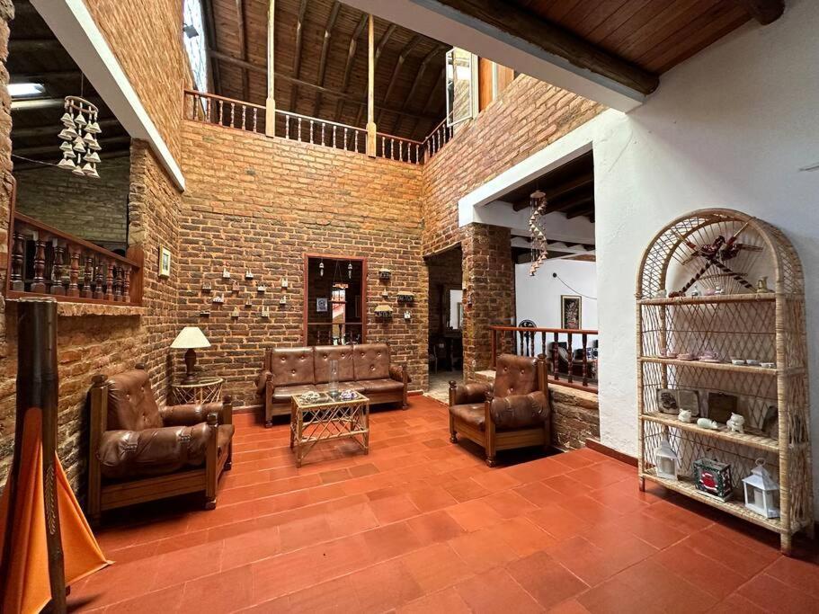 Increíble casa campestre con piscina y jacuzzi