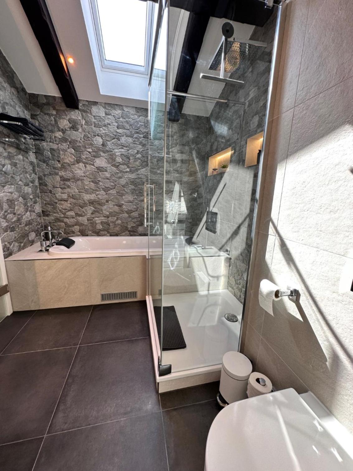 AlpenOase Schliersee - große Suite mit Sauna oder gemütliche Studio Appartements