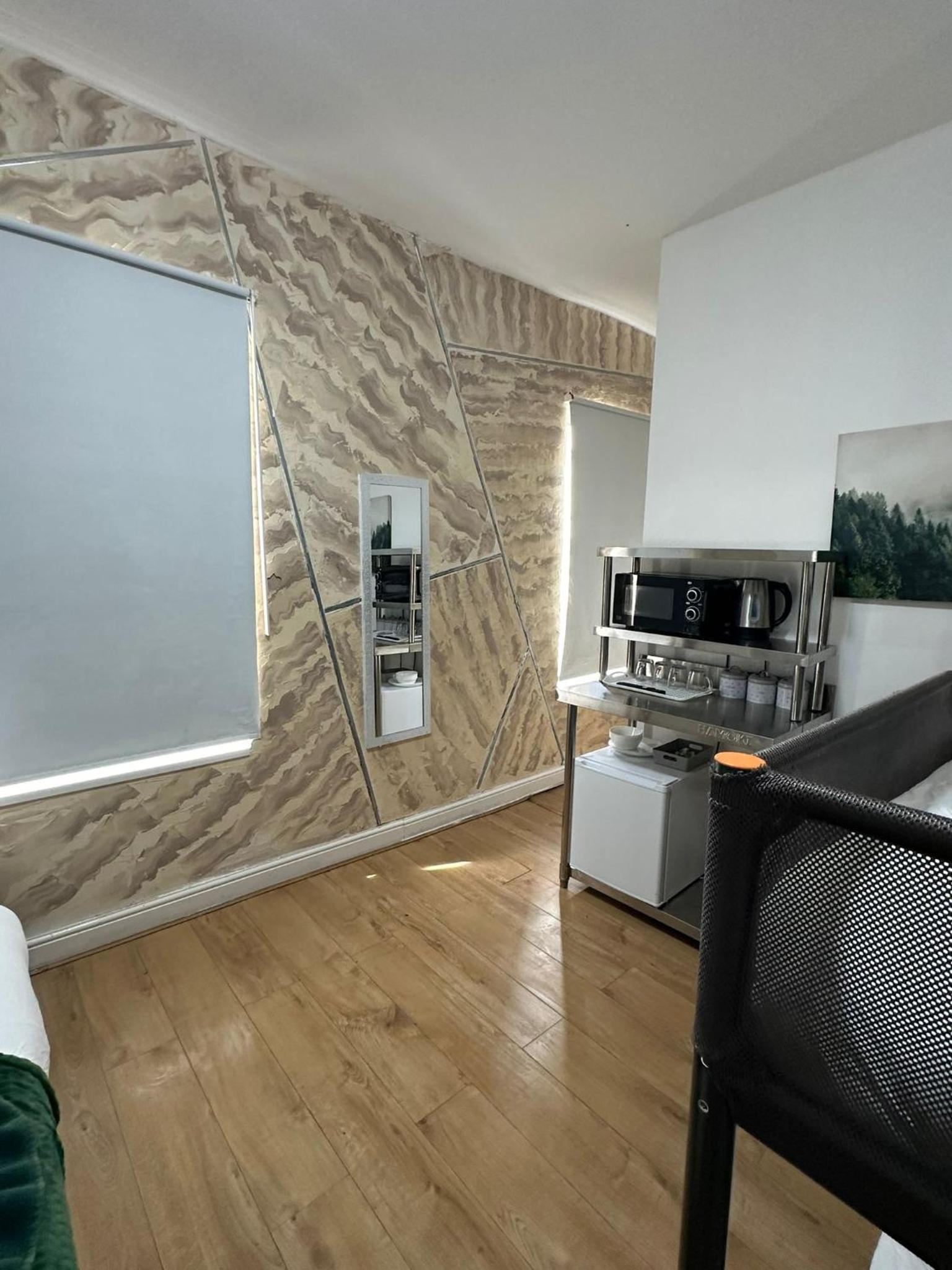 Ariana House Hotel-Families and Couples Only