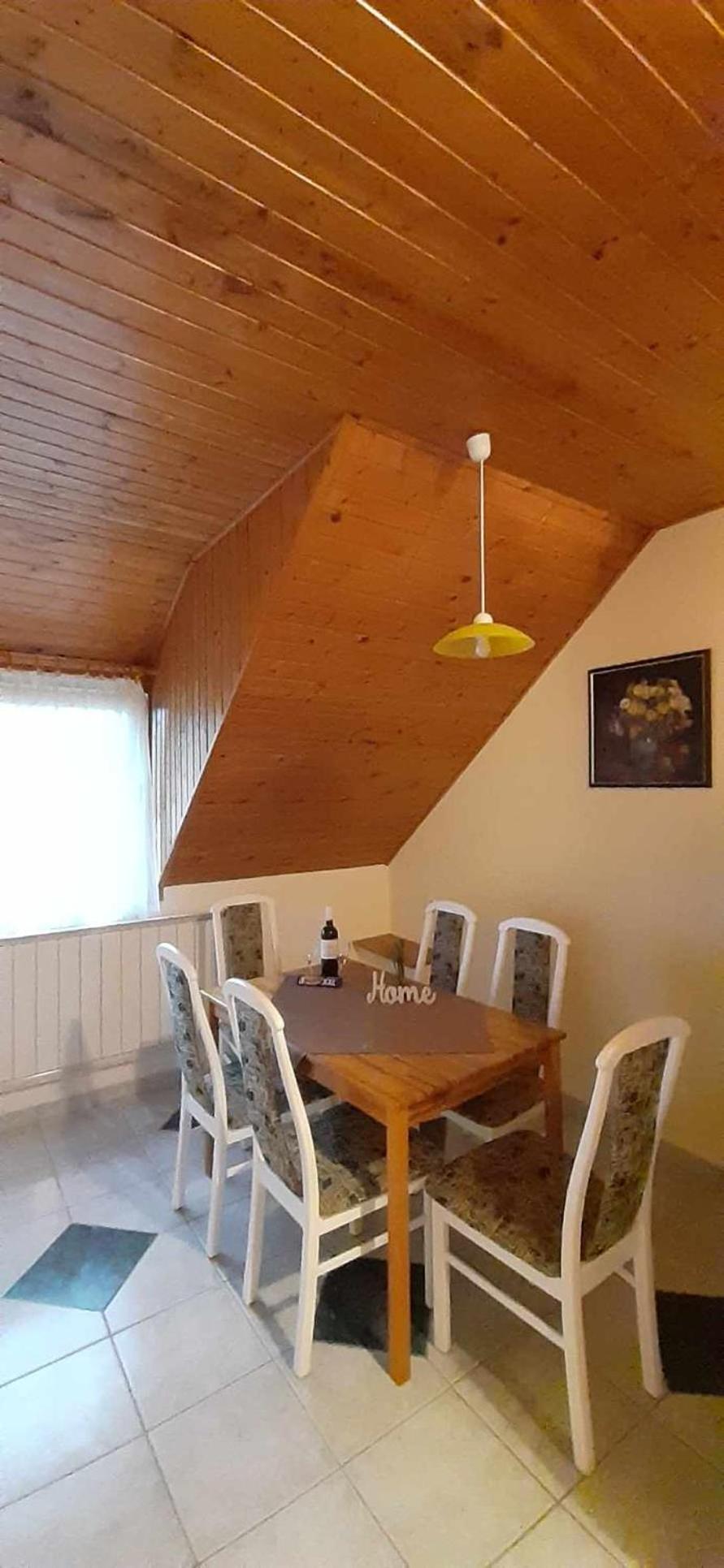 Art Galéria Apartman