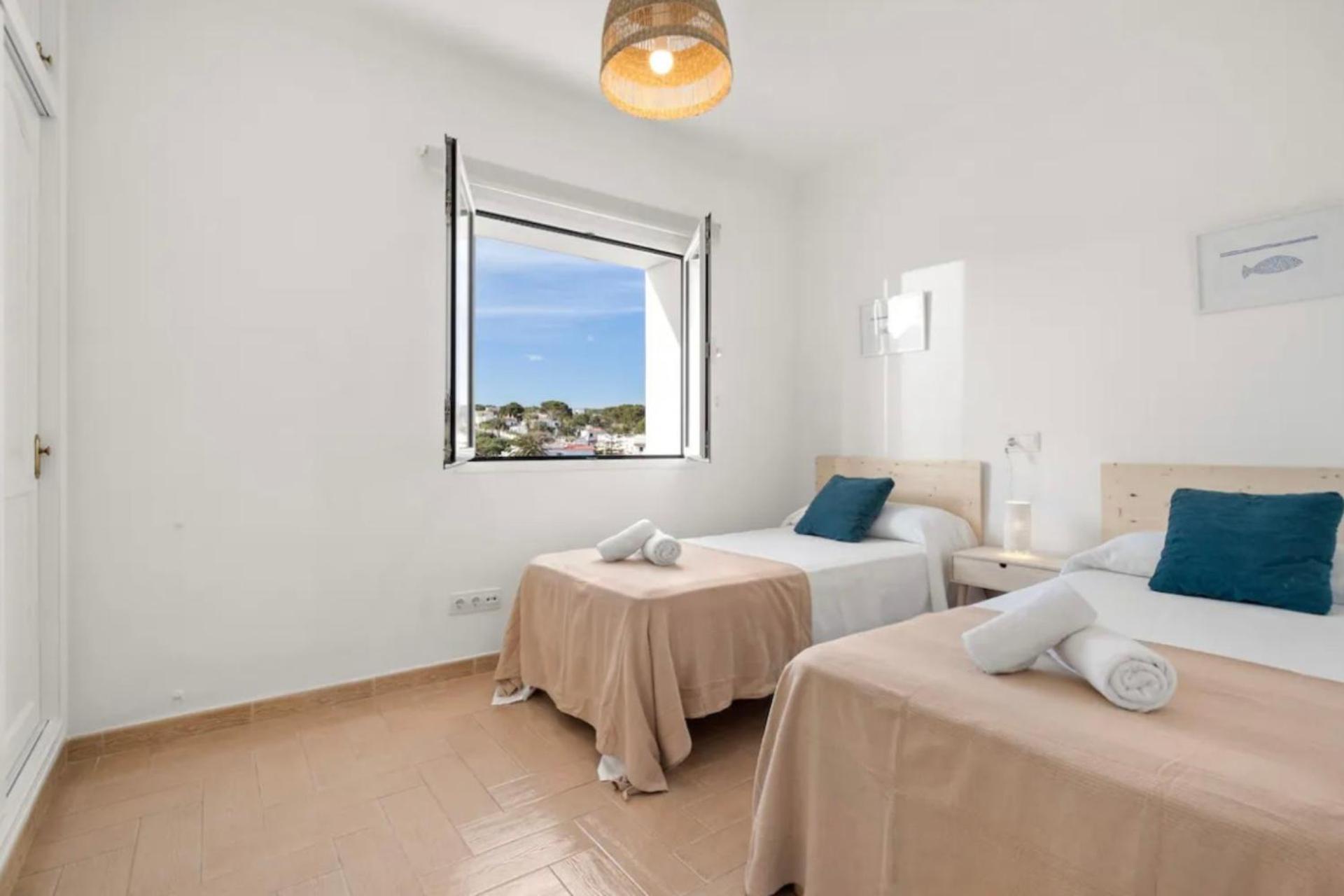 Apartamento frente a la playa con vistas perfectas al mar