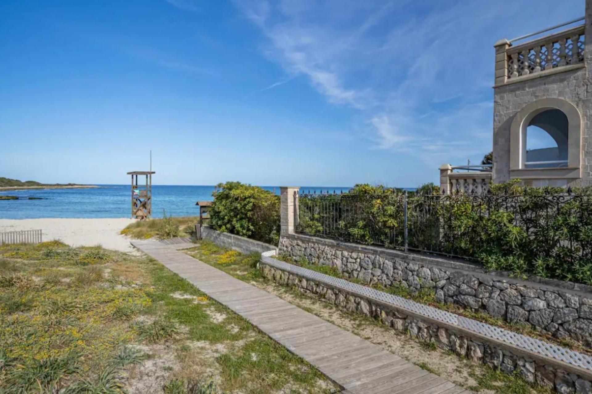 Apartamento frente a la playa con vistas perfectas al mar