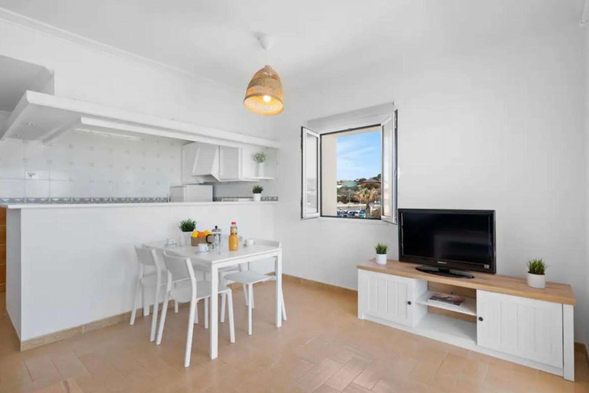 Apartamento frente a la playa con vistas perfectas al mar