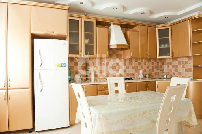 3 room apartment in center city