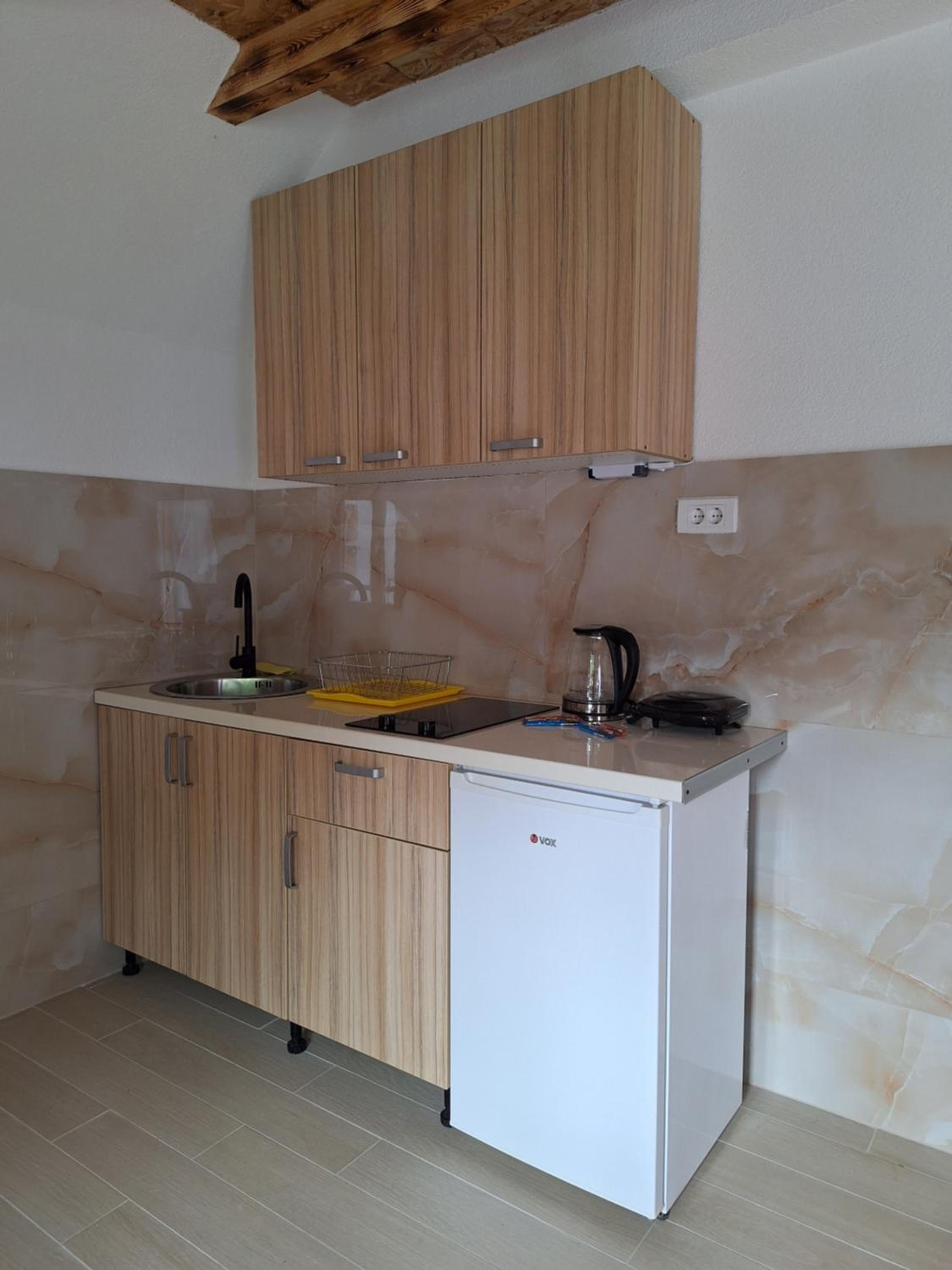 Apartmani Lena