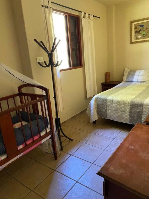 Sítio Vale da Colina-Nazaré Paulista com 3 casas