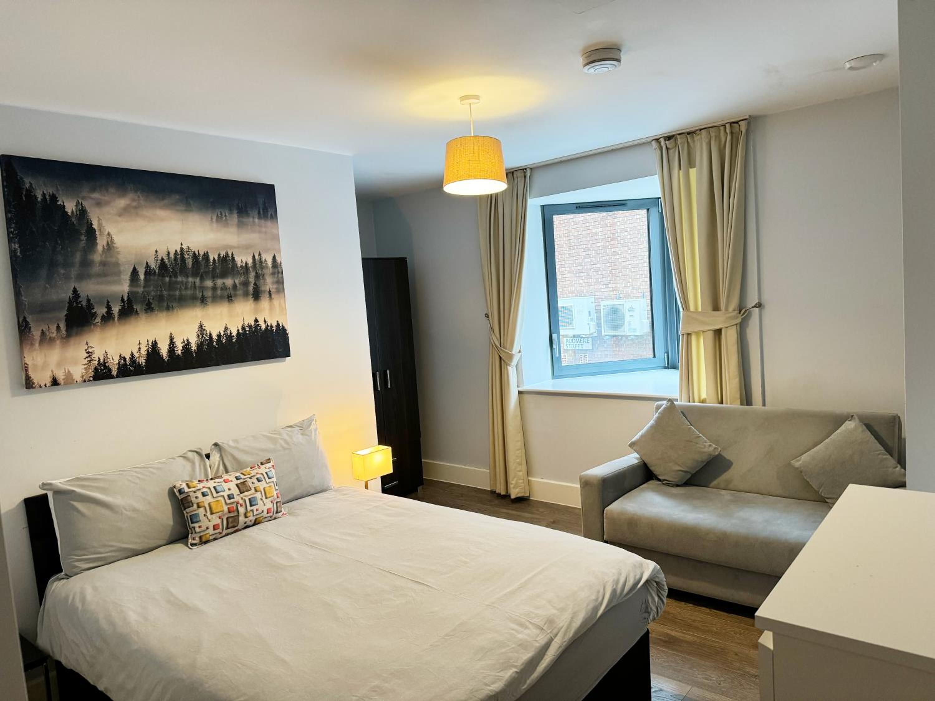 Elegant Plus Luxury Apartments