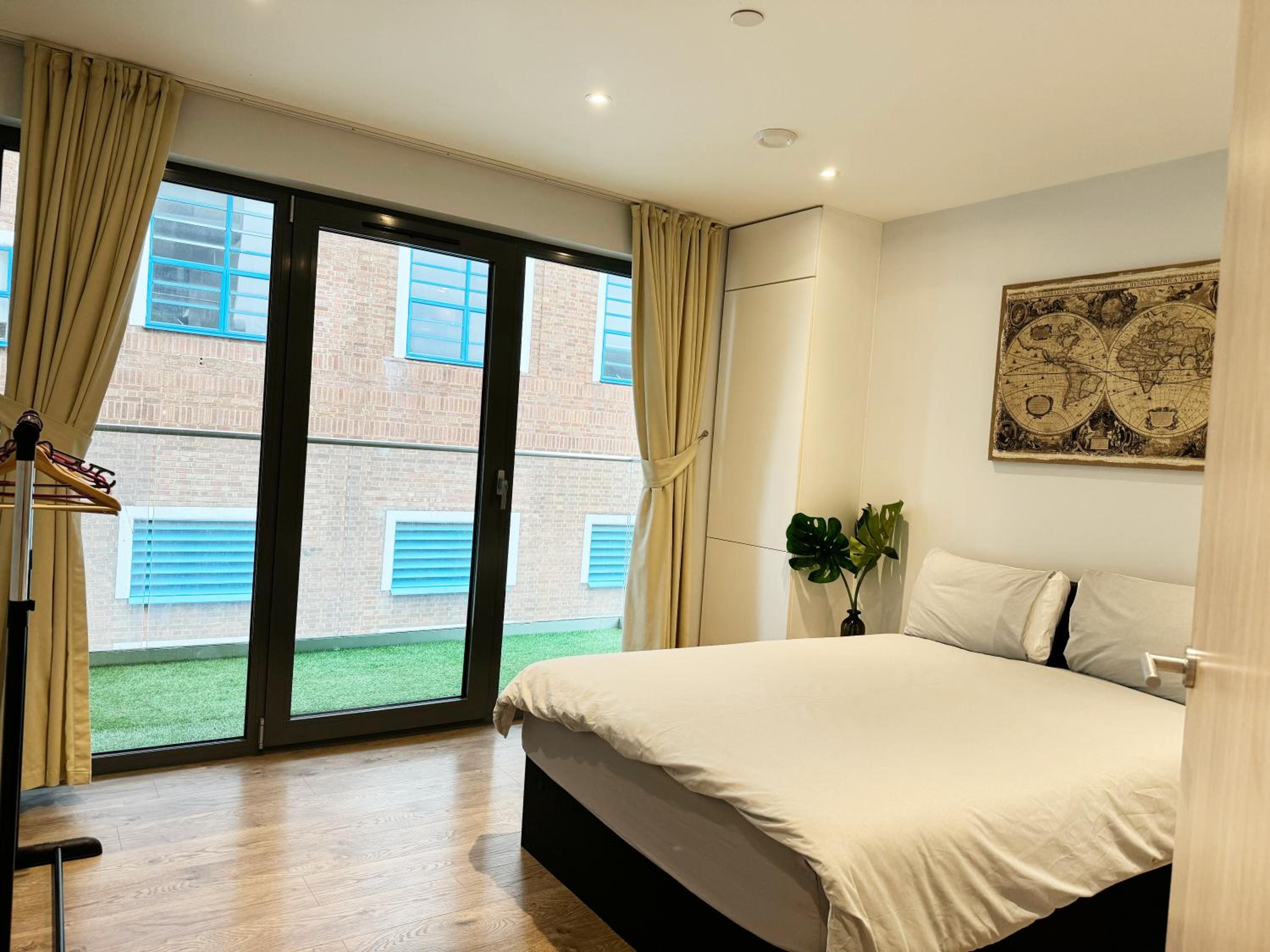 Elegant Plus Luxury Apartments