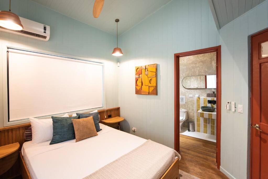 Villa 4 Elements - 7 minutes Walk to the beach