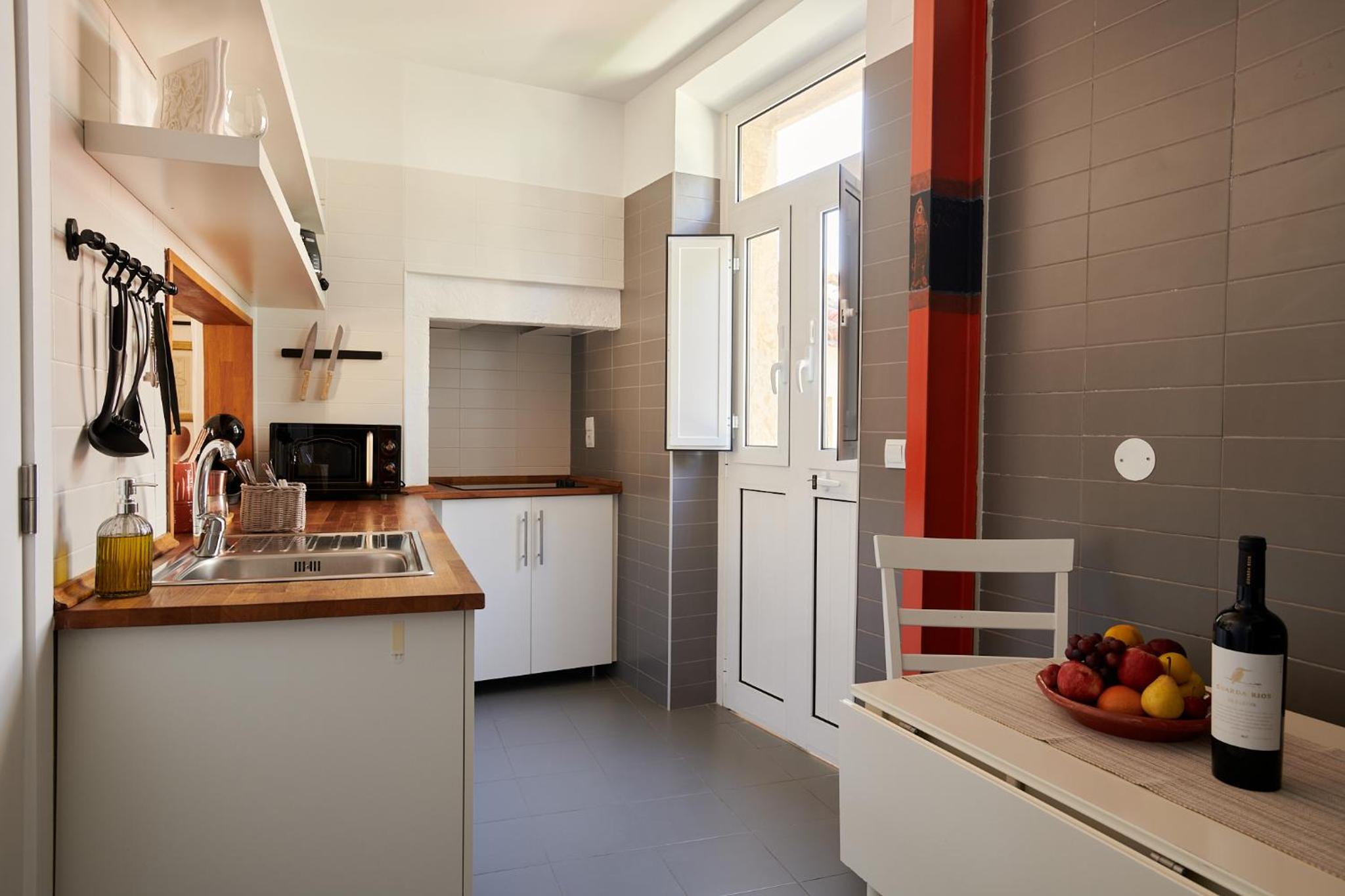 Lisbon Vacations - The Back Street Nest - Property Image 3