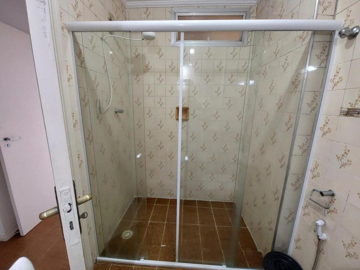 Apartamento 50m da praia pitangueiras