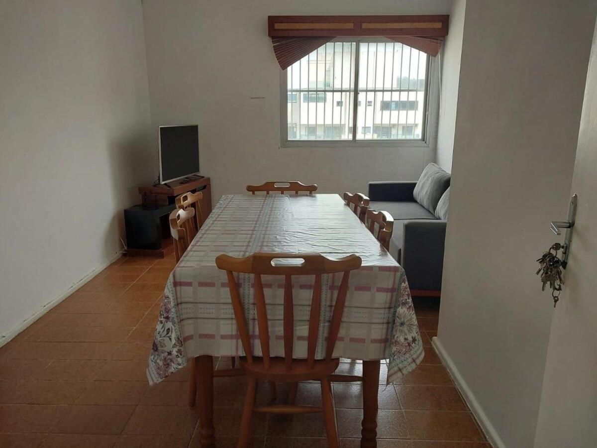 Apartamento 50m da praia pitangueiras