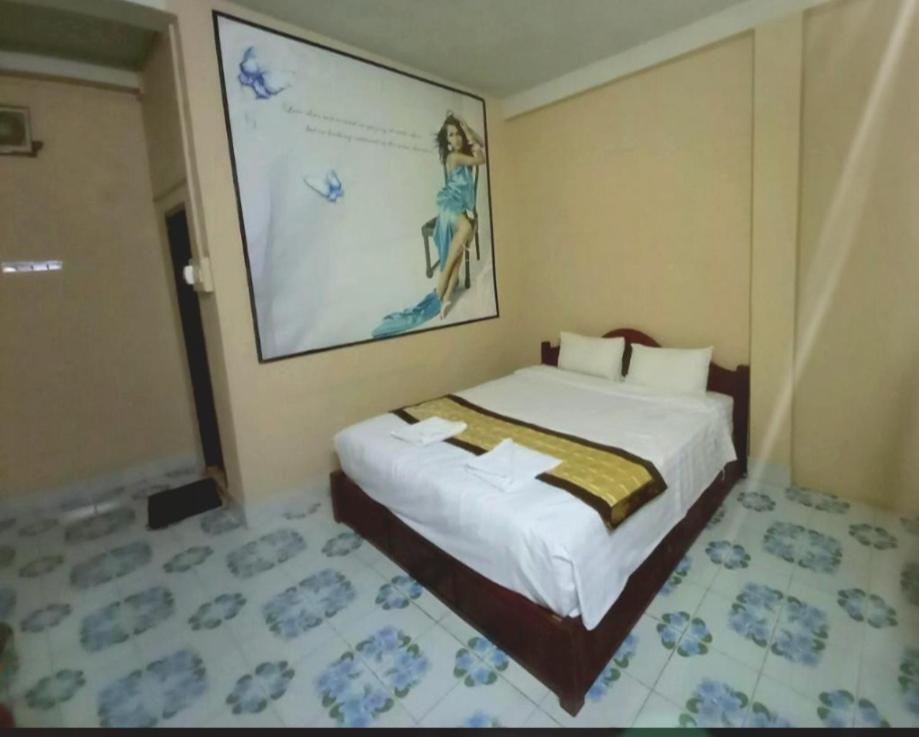 Vang Vieng Queen