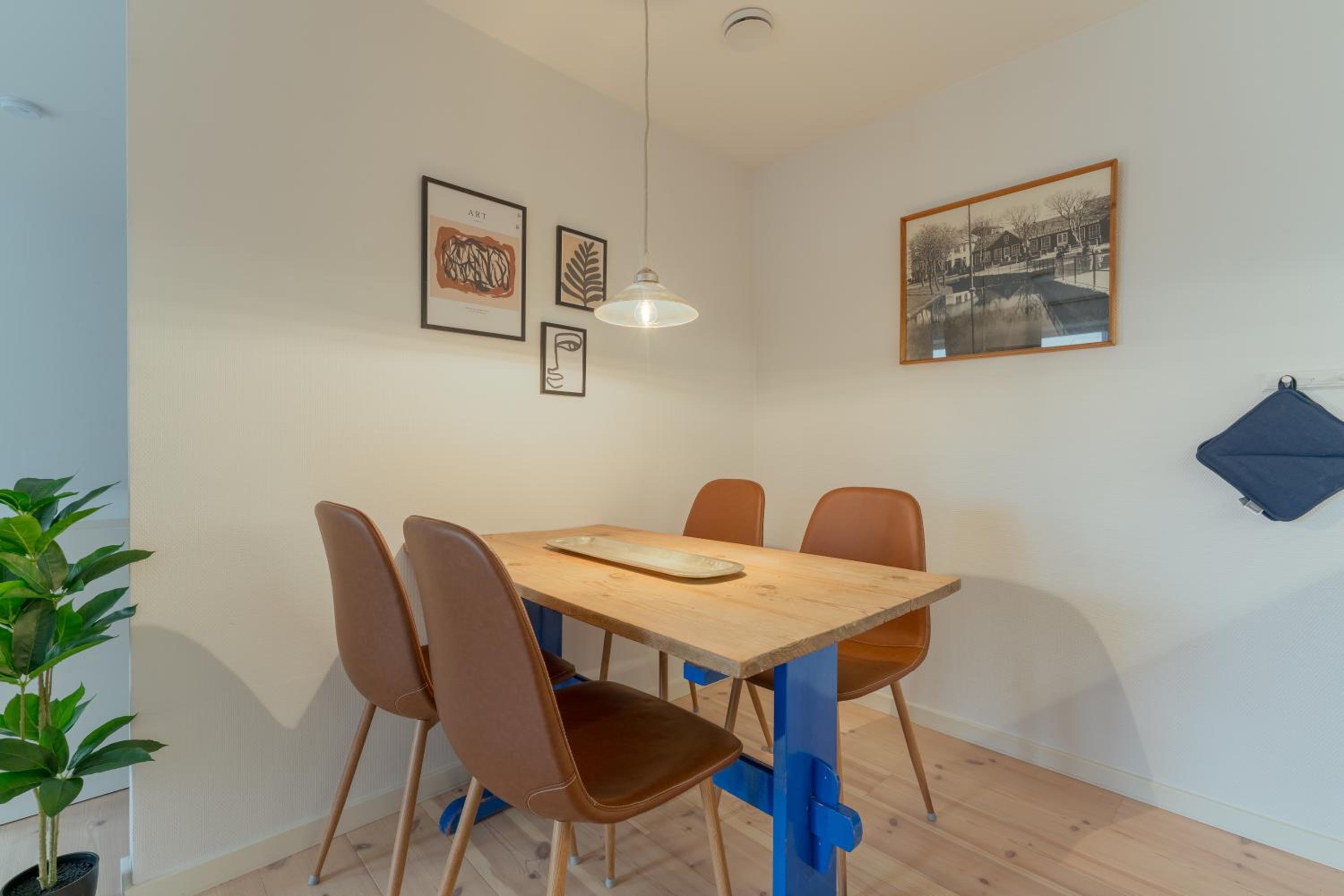 City Center Stay - Rooms & Apartments