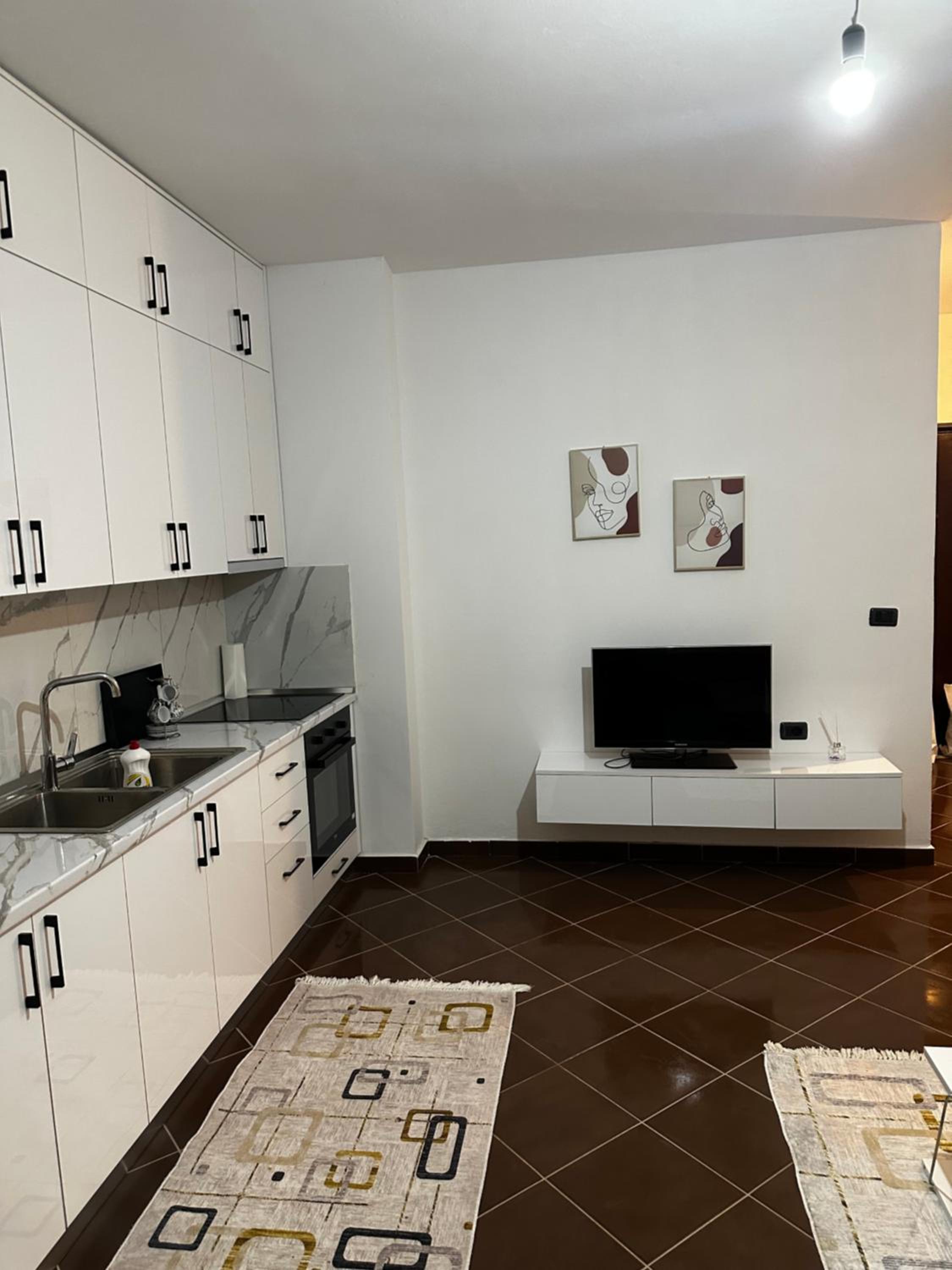 Iri Apartment