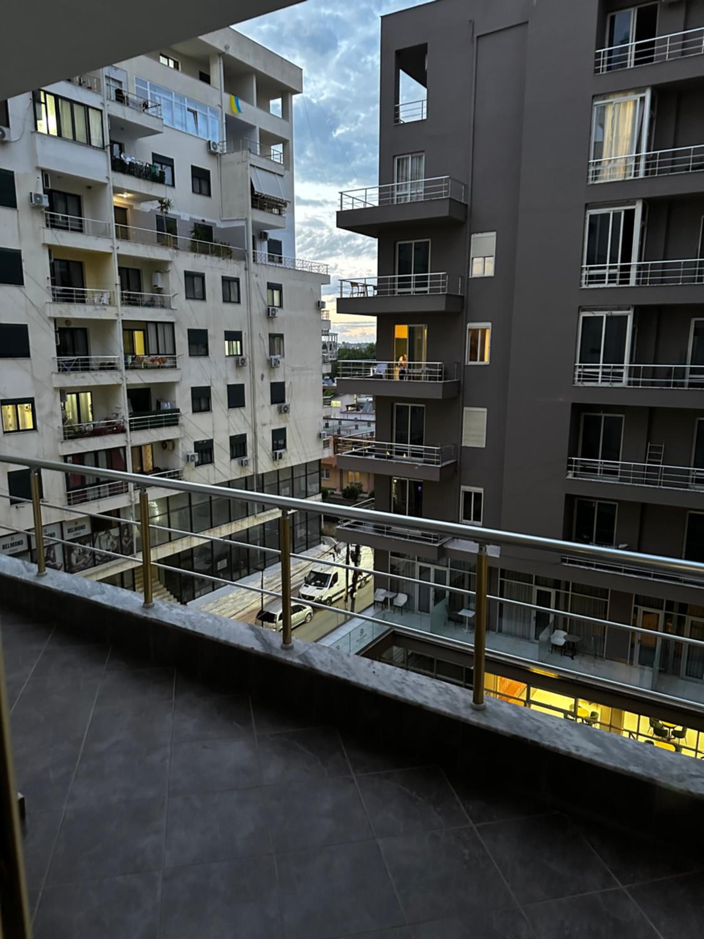 Iri Apartment