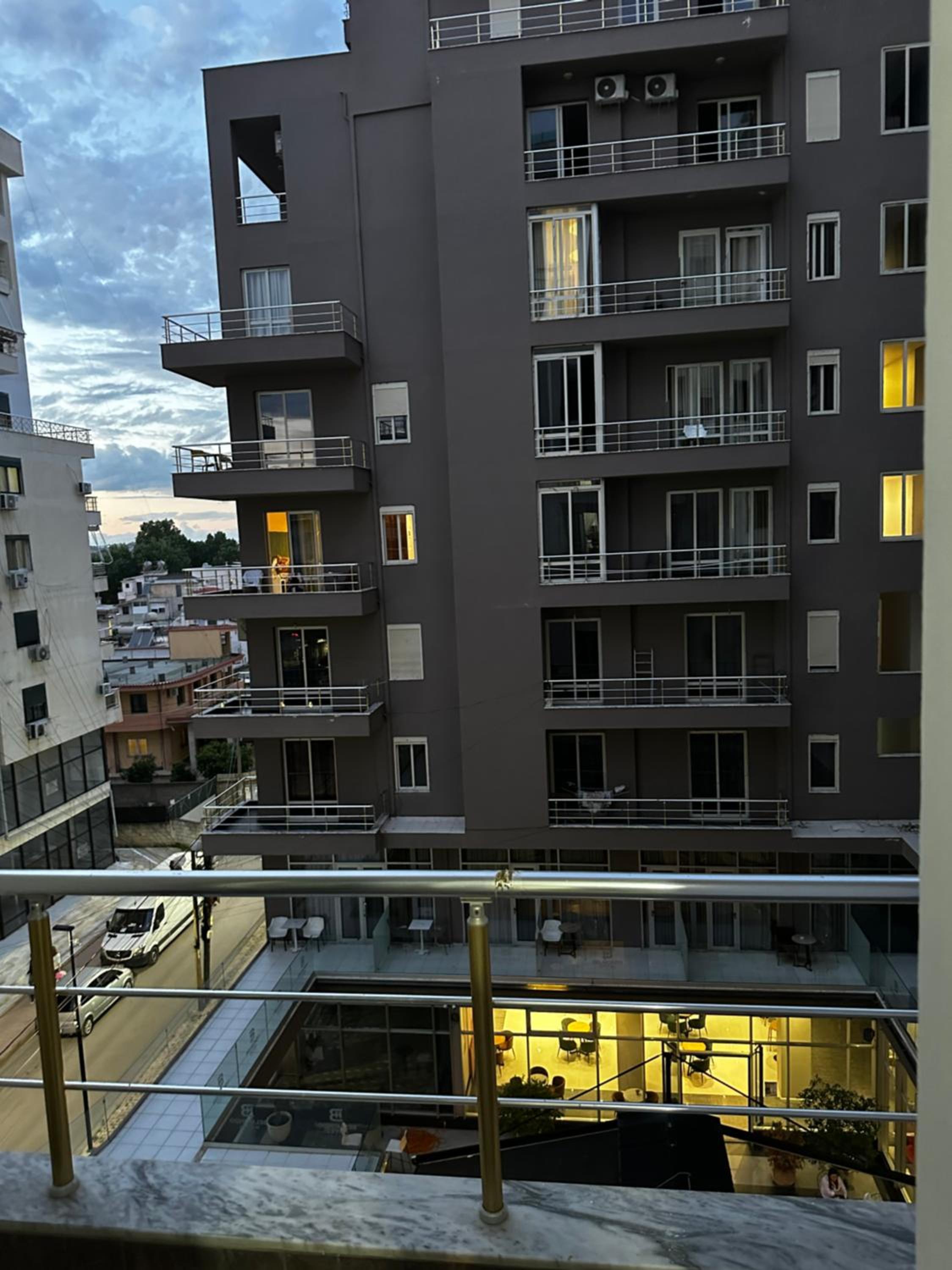 Iri Apartment
