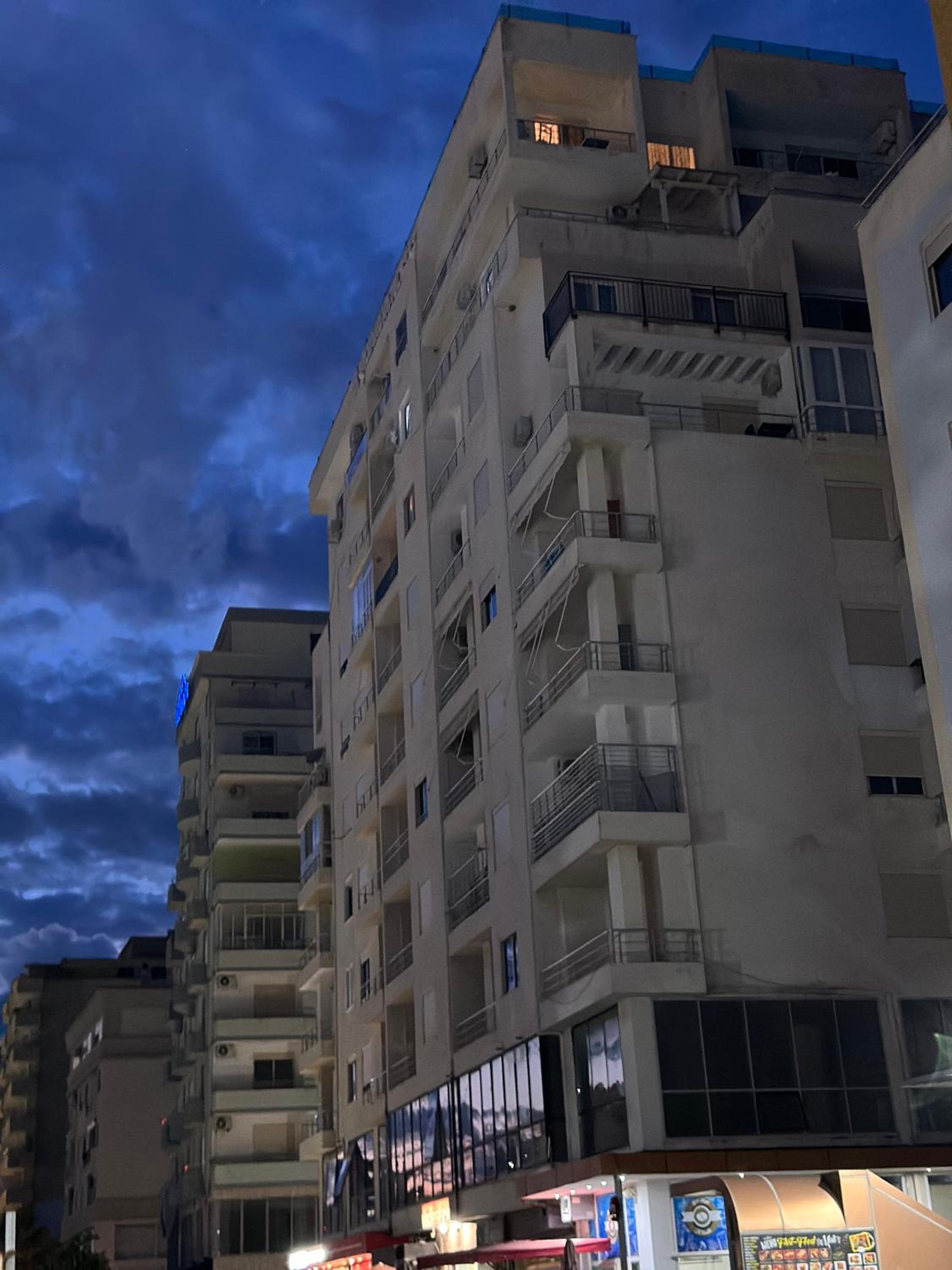 Iri Apartment