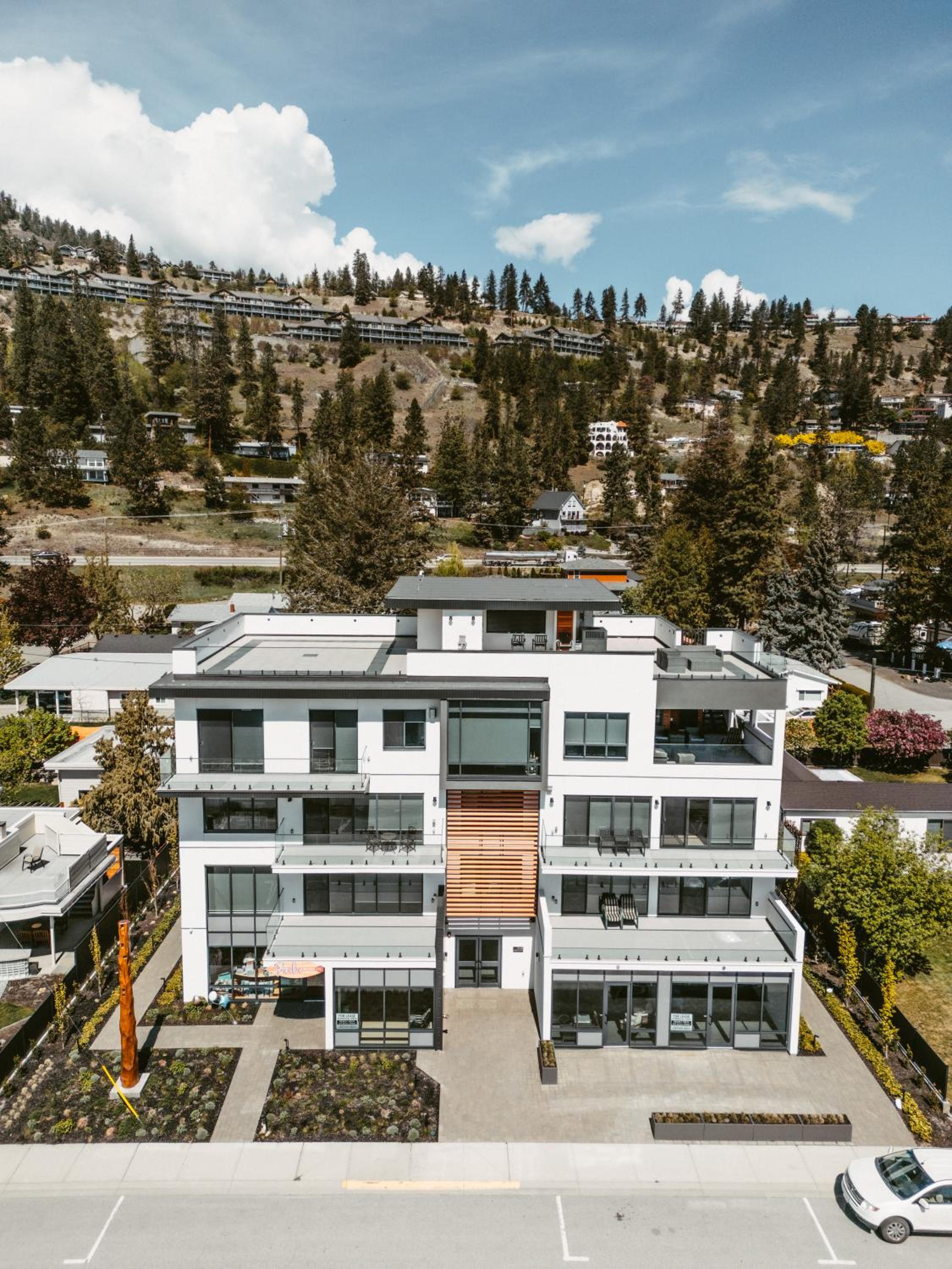Premium Deluxe PeachView Suites 3BR