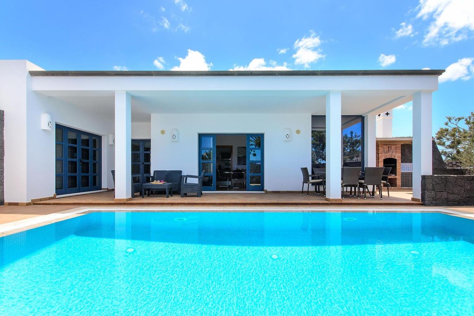 Villas Mamma Mia pool heat Private & Jacuzzi