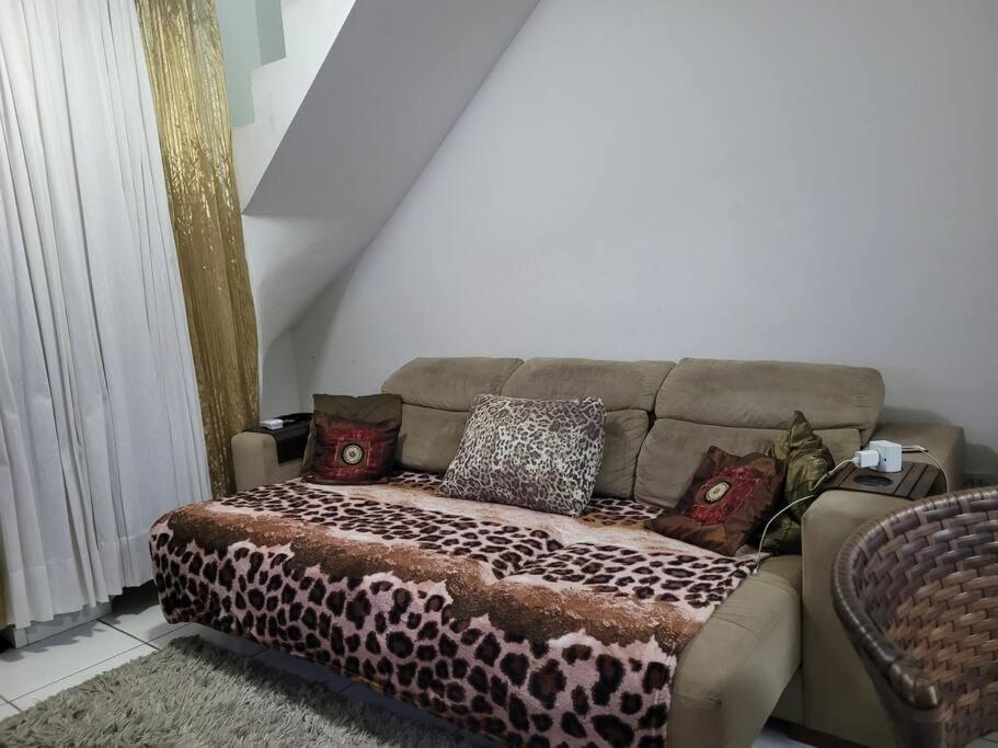 Sobrado de condominio Praia Grande VilaTupi com 2 dormitorio