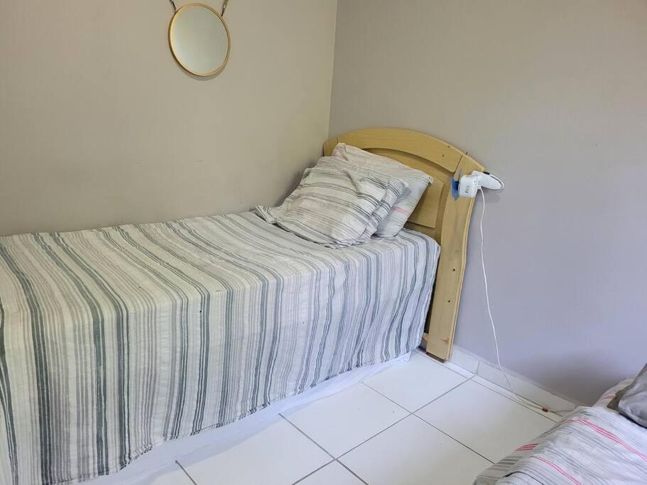 Sobrado de condominio Praia Grande VilaTupi com 2 dormitorio