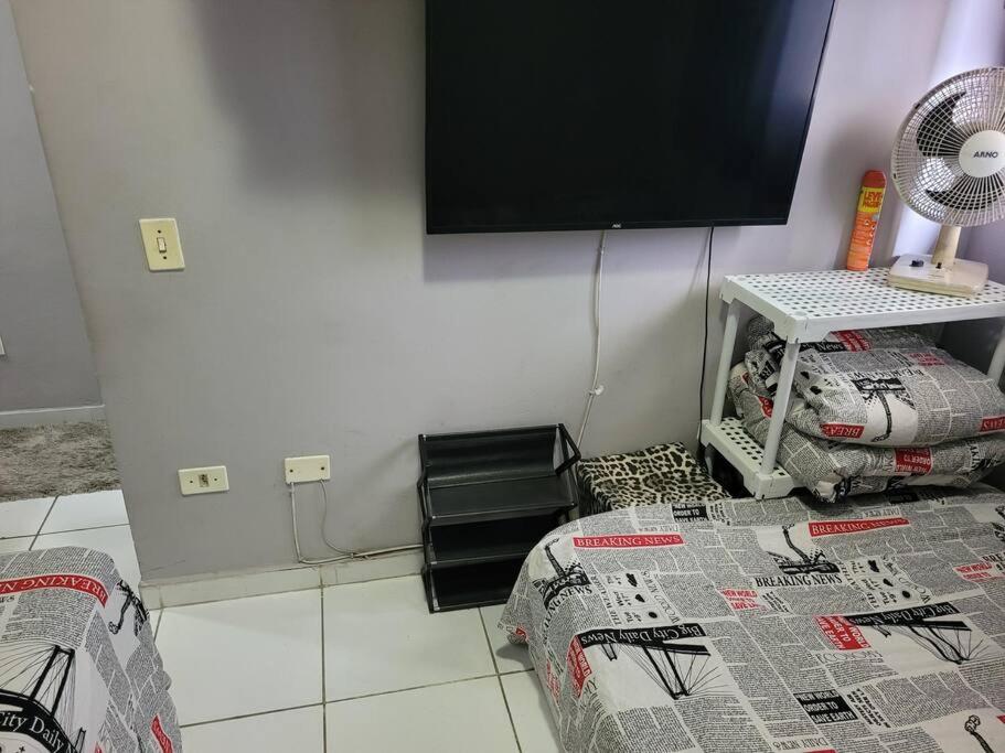 Sobrado de condominio Praia Grande VilaTupi com 2 dormitorio
