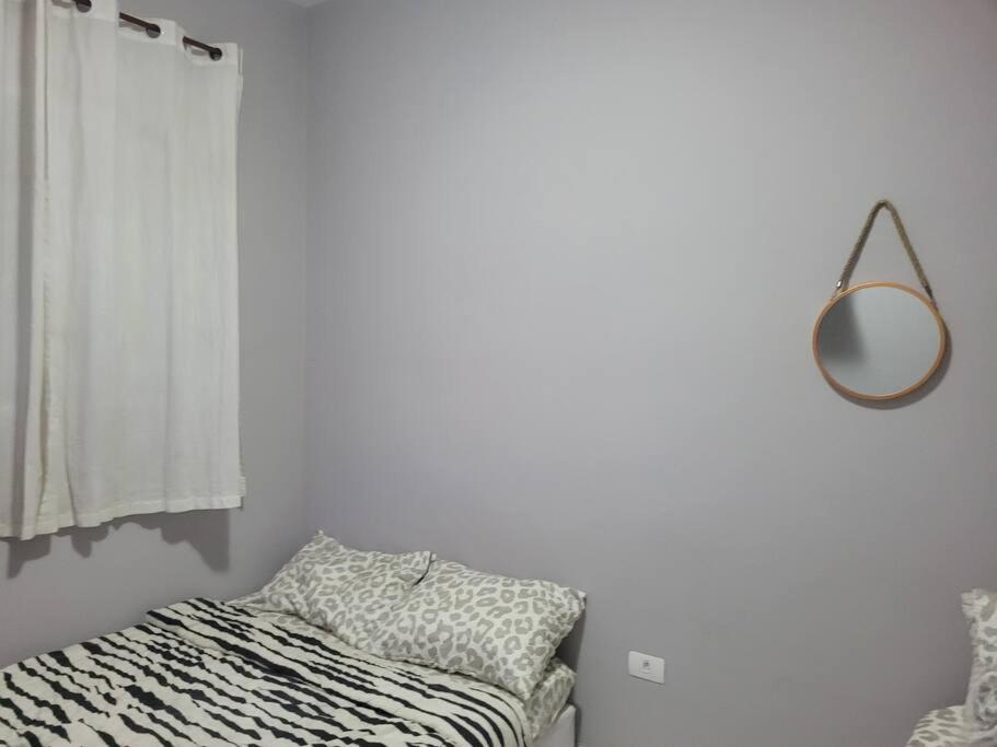 Sobrado de condominio Praia Grande VilaTupi com 2 dormitorio