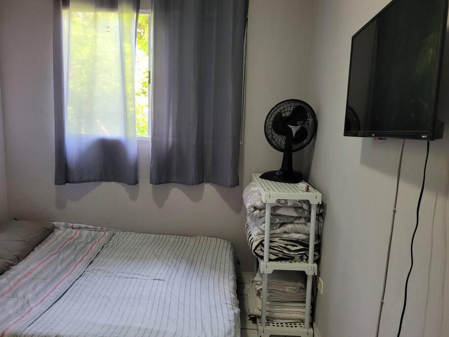 Sobrado de condominio Praia Grande VilaTupi com 2 dormitorio