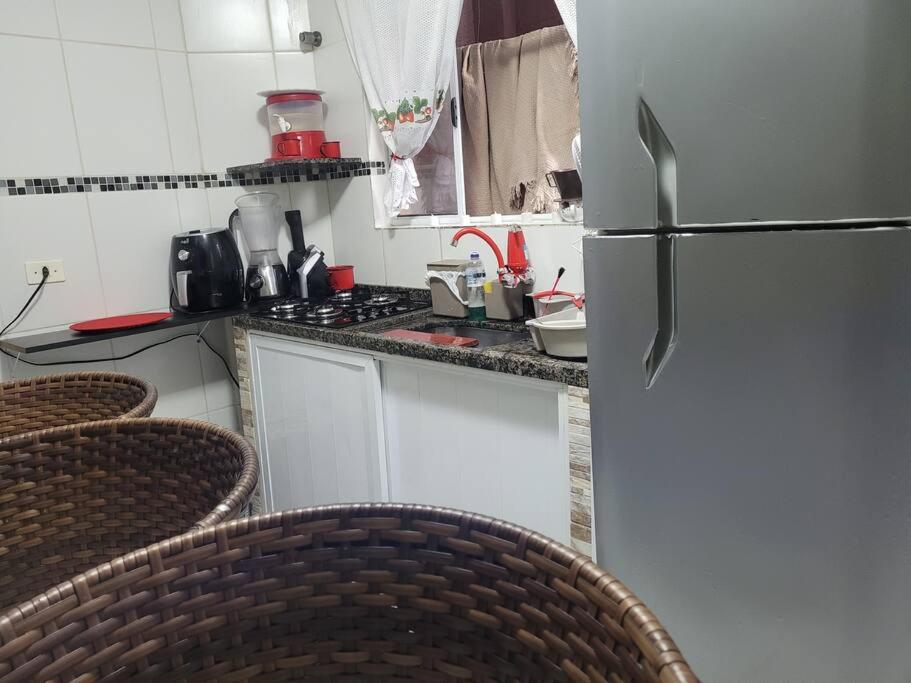 Sobrado de condominio Praia Grande VilaTupi com 2 dormitorio
