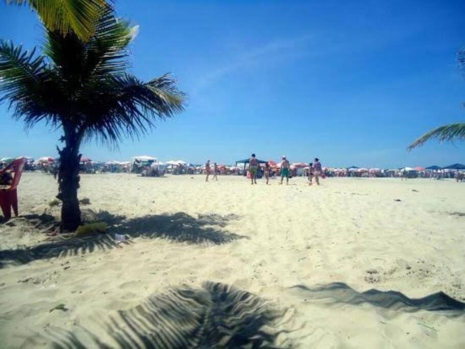 Sobrado de condominio Praia Grande VilaTupi com 2 dormitorio