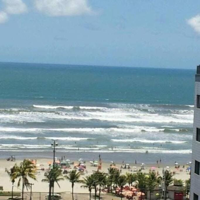 Sobrado de condominio Praia Grande VilaTupi com 2 dormitorio