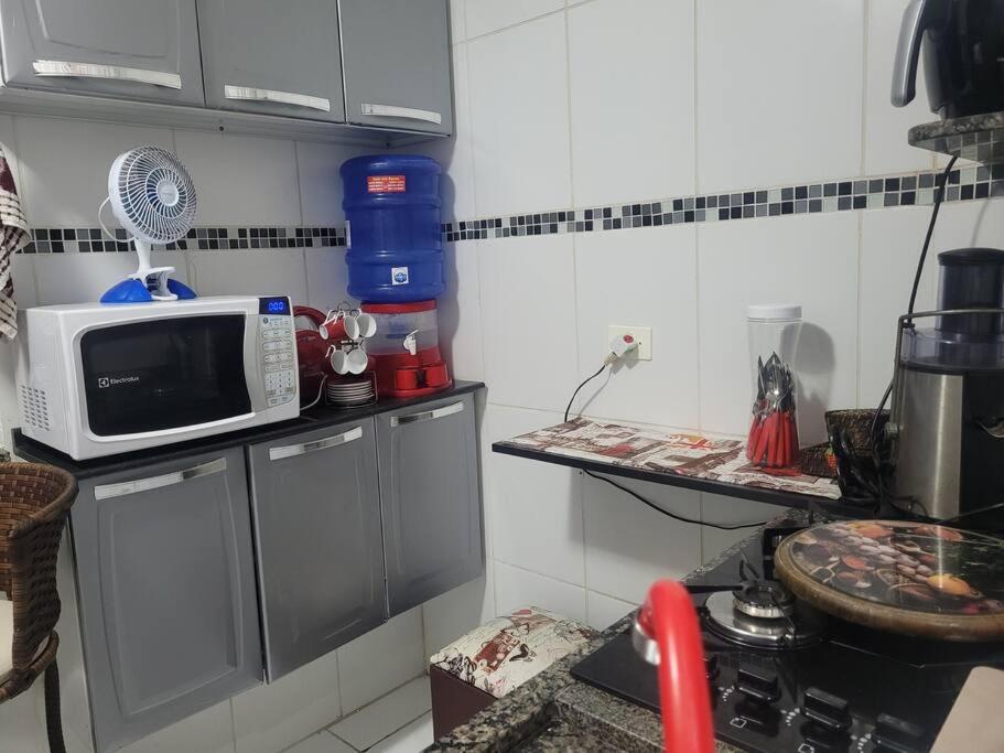 Sobrado de condominio Praia Grande VilaTupi com 2 dormitorio