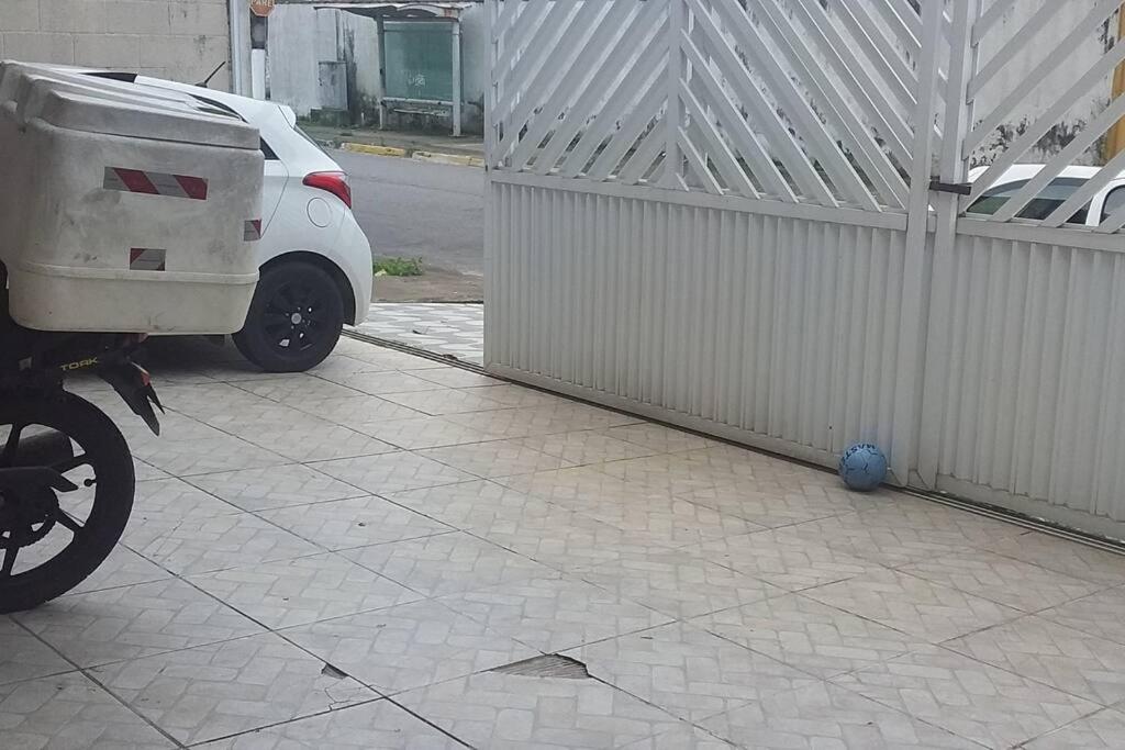 Sobrado de condominio Praia Grande VilaTupi com 2 dormitorio