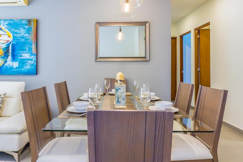 Lunada Condo by BVR