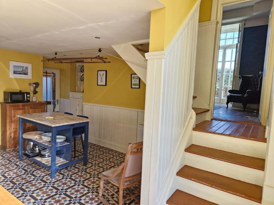 Unique Cardiff Centre couples retreat, 1 bed maisonette