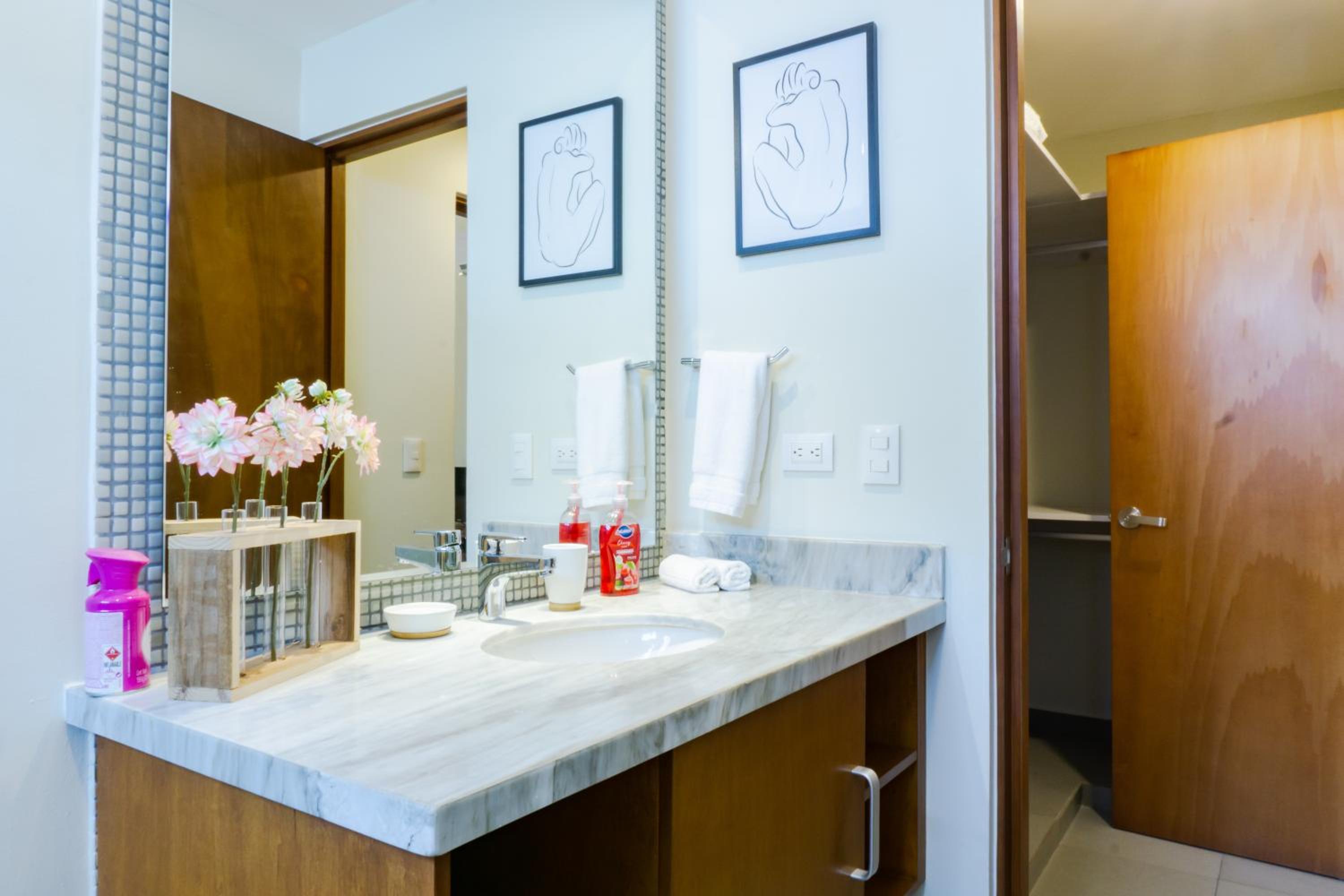 Lunada Condo by BVR